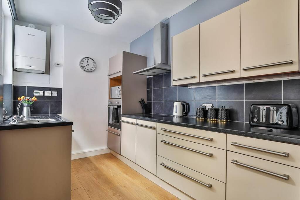 Refurbished Plush Property Great Transport Links Sheffield Bagian luar foto