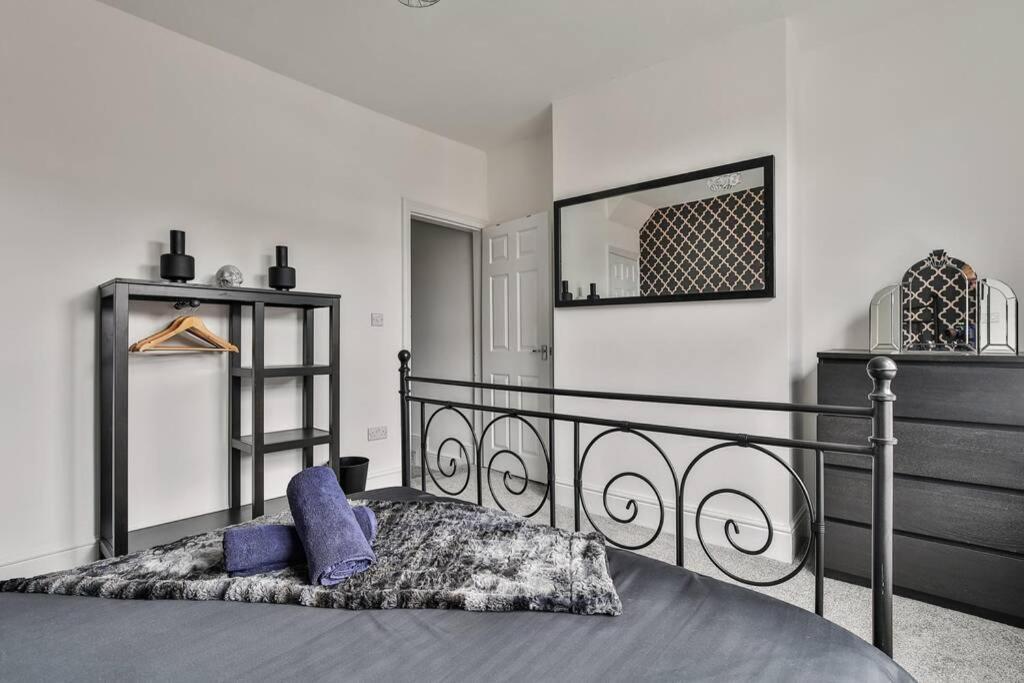 Refurbished Plush Property Great Transport Links Sheffield Bagian luar foto