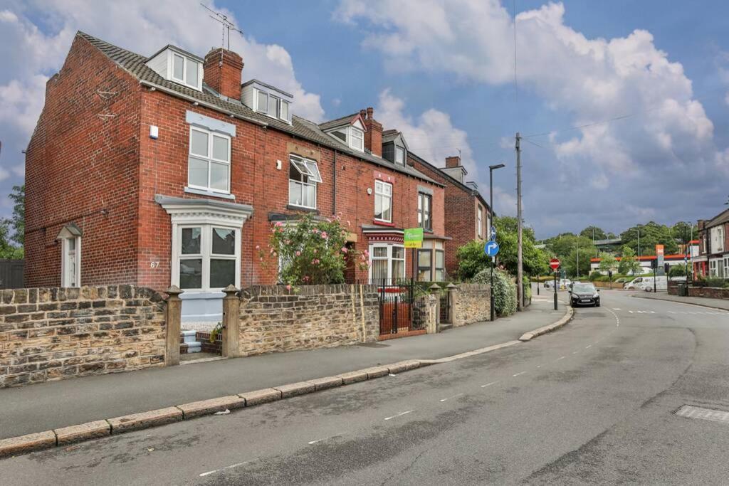 Refurbished Plush Property Great Transport Links Sheffield Bagian luar foto